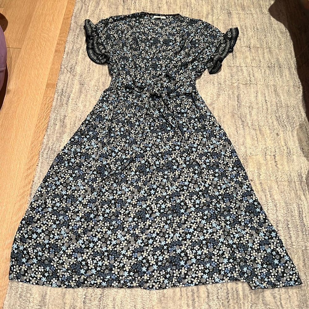 Max Studio long V-neck floral dress